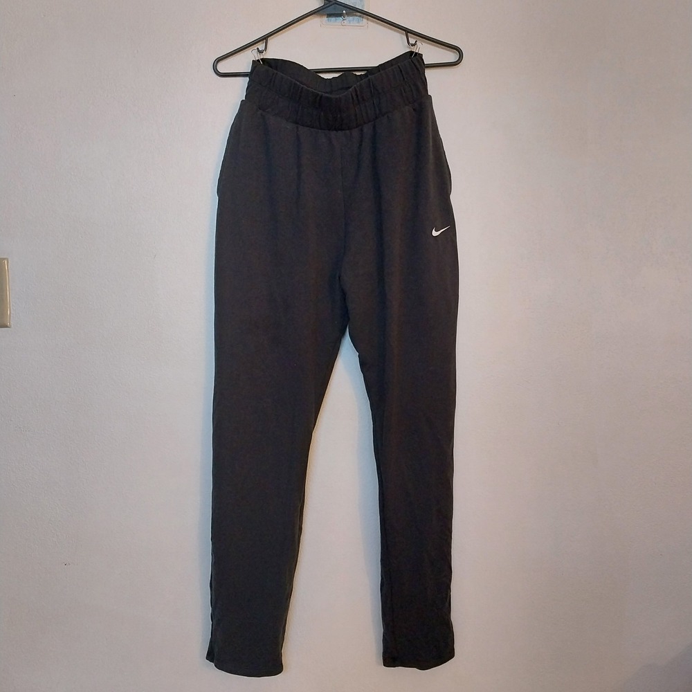 Nike dri -fit sweatpants size Small